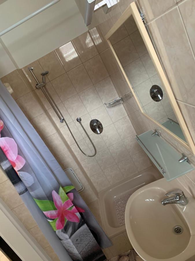 Zsuzsa Apartman Hajdúszoboszló מראה חיצוני תמונה