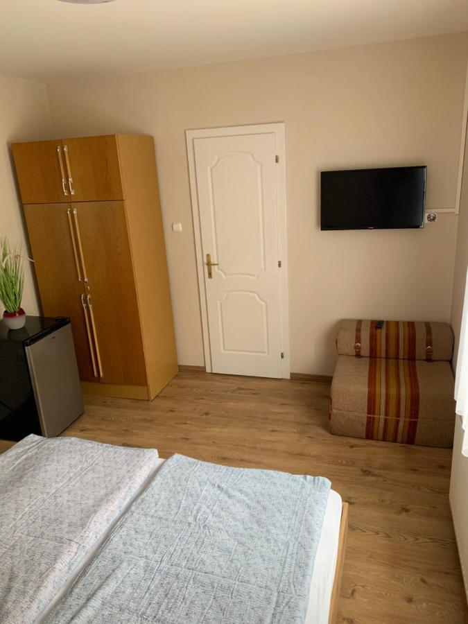 Zsuzsa Apartman Hajdúszoboszló מראה חיצוני תמונה