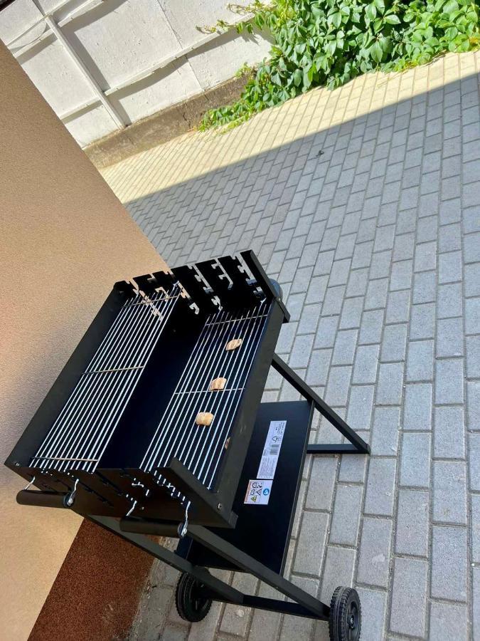 Zsuzsa Apartman Hajdúszoboszló מראה חיצוני תמונה
